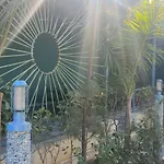 Long Drive Hotel And Resaurt