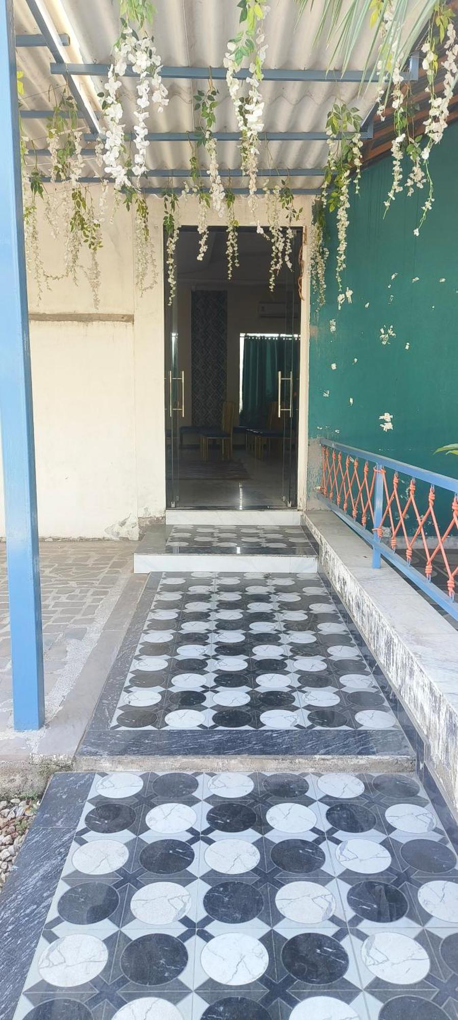Long Drive And Resaurt Hotel Jaipur